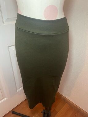 Azules Olive Green Pencil Skirt
